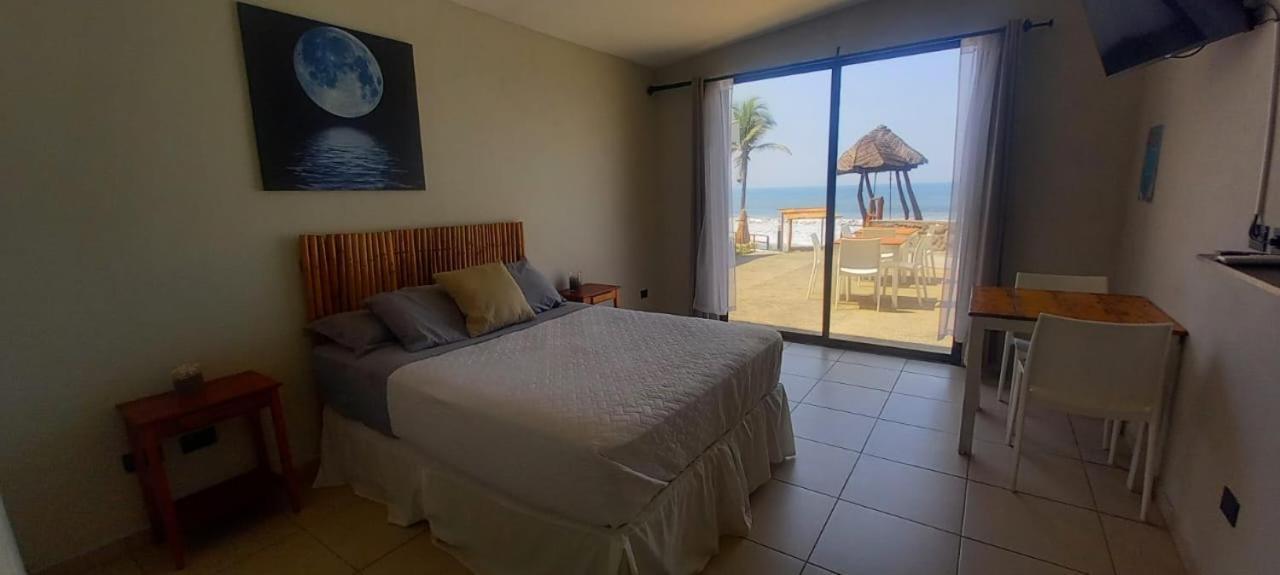 Reef On The Water Hotel Tamanique Екстериор снимка