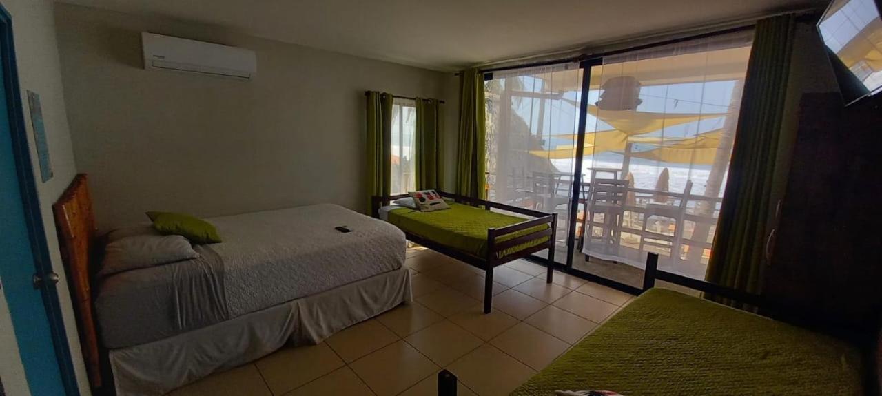 Reef On The Water Hotel Tamanique Екстериор снимка